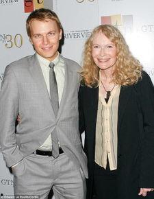 好莱坞娱乐圈爆料,明星幕后故事大揭秘